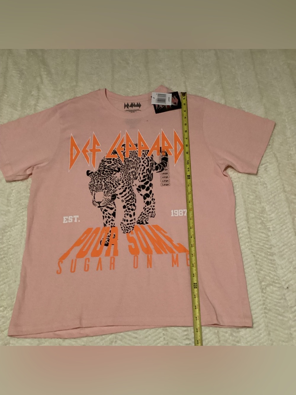 Womens Def Leppard Light Pink Pour Some Sugar On Me Leppard T Shirt Sz Large NWT